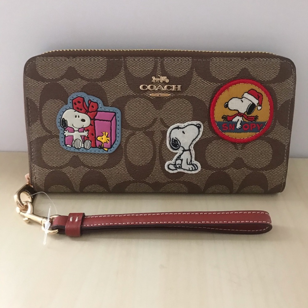 New Coach X Peanuts Long Zip Around Wallet Signature Canvas Patches Card